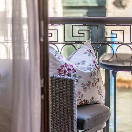 Italian Experience-Riva Degli Schiavoni Boutique Apartment Βενετία Εξωτερικό φωτογραφία